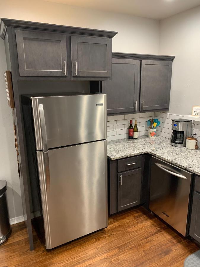 Rock & Roll House, Fiber Internet, Roku Tv, Washer & Dryer, By Dt Chickasha & Leg Lamp! Екстериор снимка